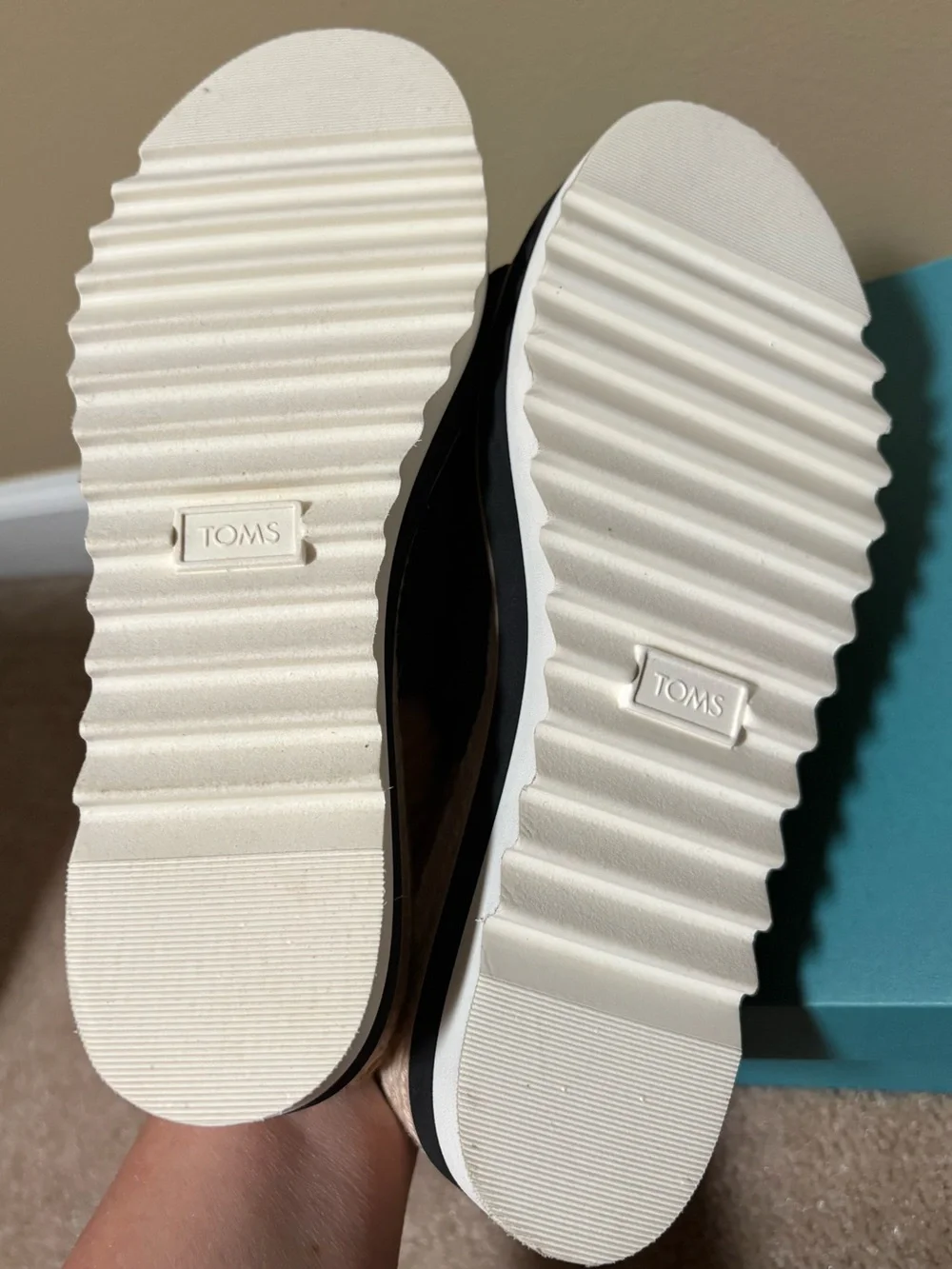 TOMS Diana Mule